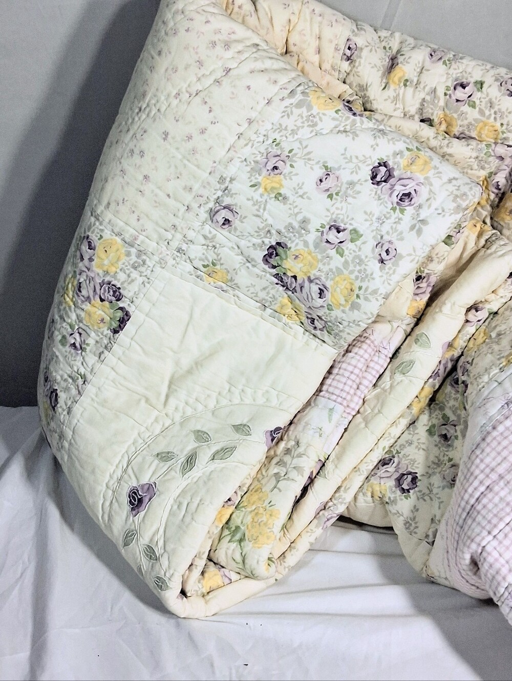 Floral "102" X 90" Vintage Shabby Chic Lavender and Yellow Geometric Quilt - Picture 2 of 16